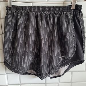 NIKE Dri-Fit Ladies Black Gray Print Athletic Shorts Running Drawstring Waist Li